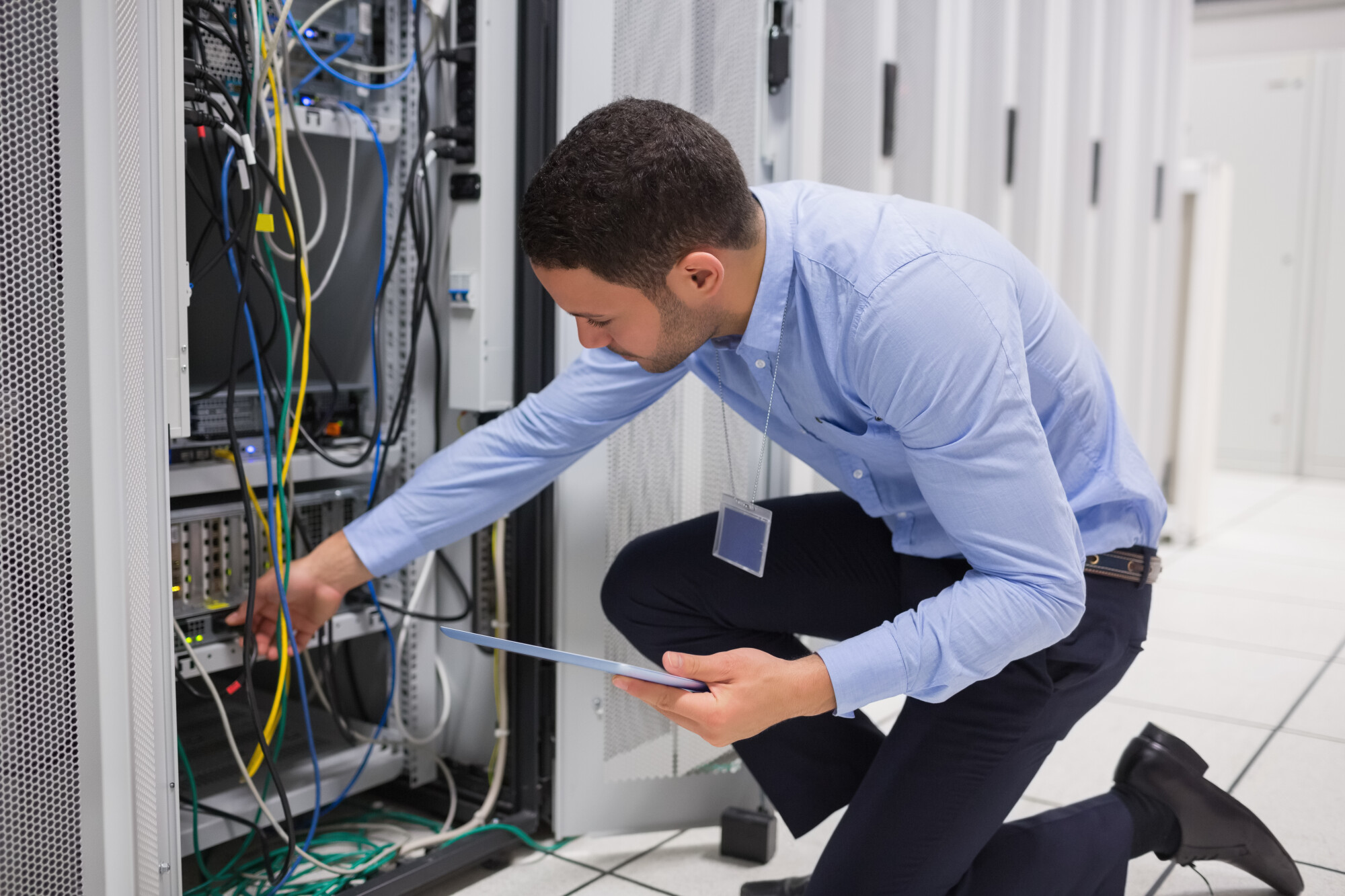 The Benefits of Professional Cabling Services for Your Home Office